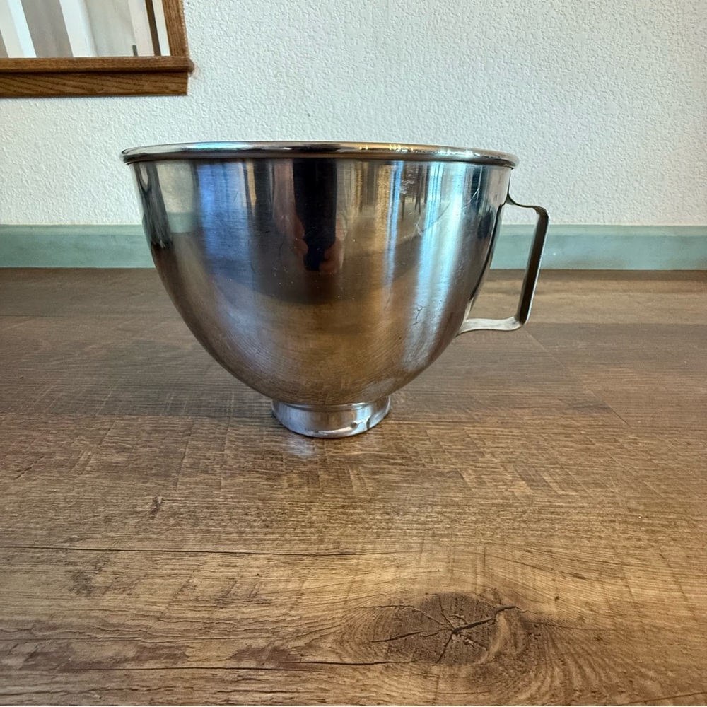 KitchenAid Stainless Steel Mixing Bowl with Handle - Silver
